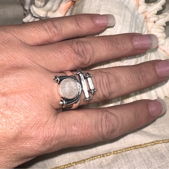 Modern Rainbow Moonstone handmade statement Ring - Picture 6 of 12